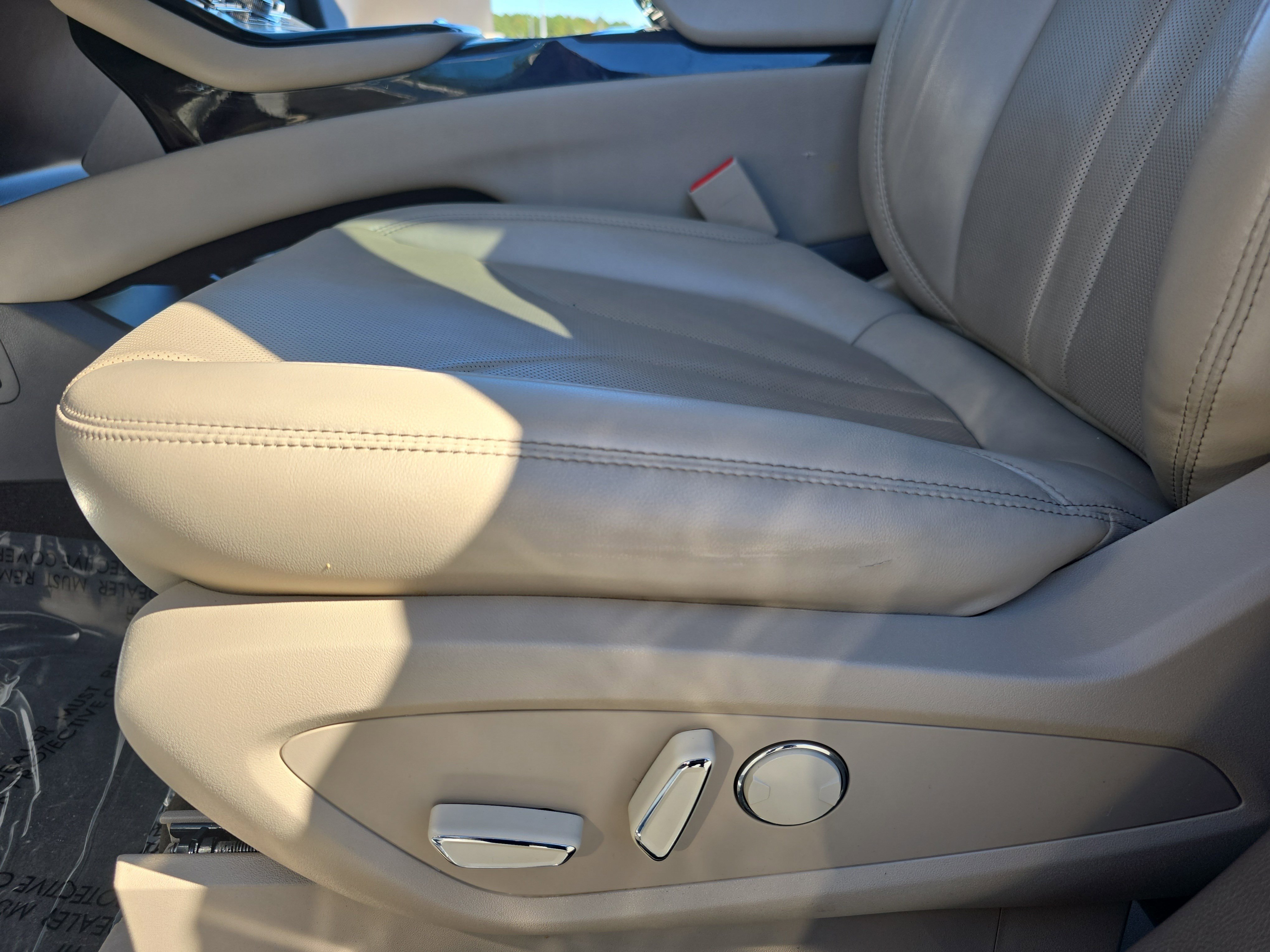 Certified 2022 Lincoln Nautilus Reserve image 28