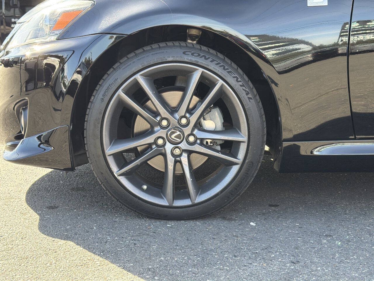Used 2013 Lexus IS 250C RWD image 2