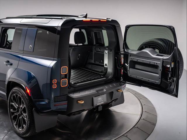 New 2026 Land Rover Defender 110 OCTA AWD/4WD image 39