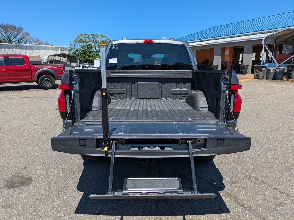 New 2025 Ford F150 Lightning Flash image 13