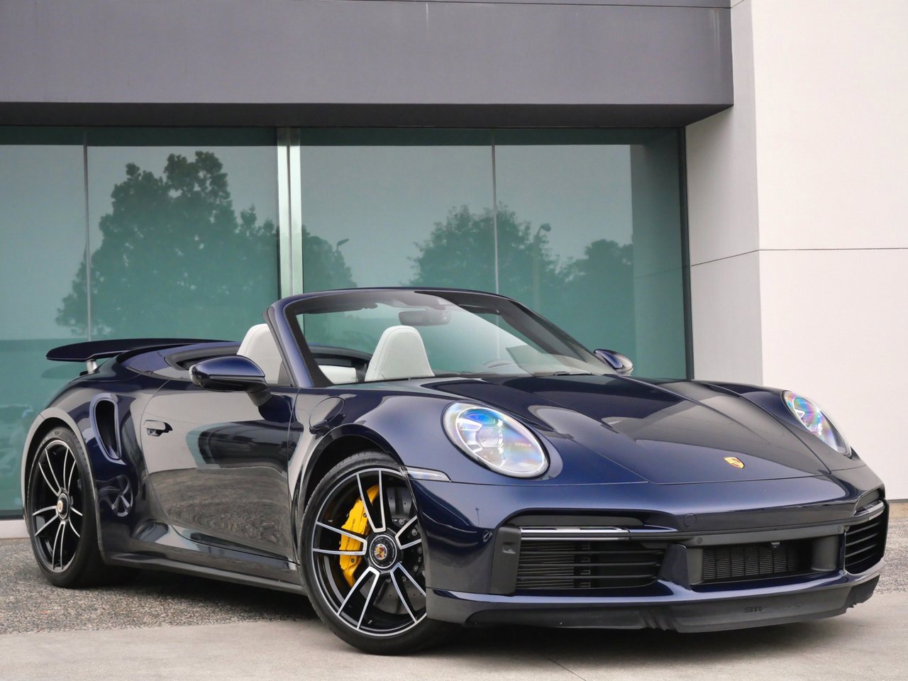 Used 2022 Porsche 911 Turbo S image 1