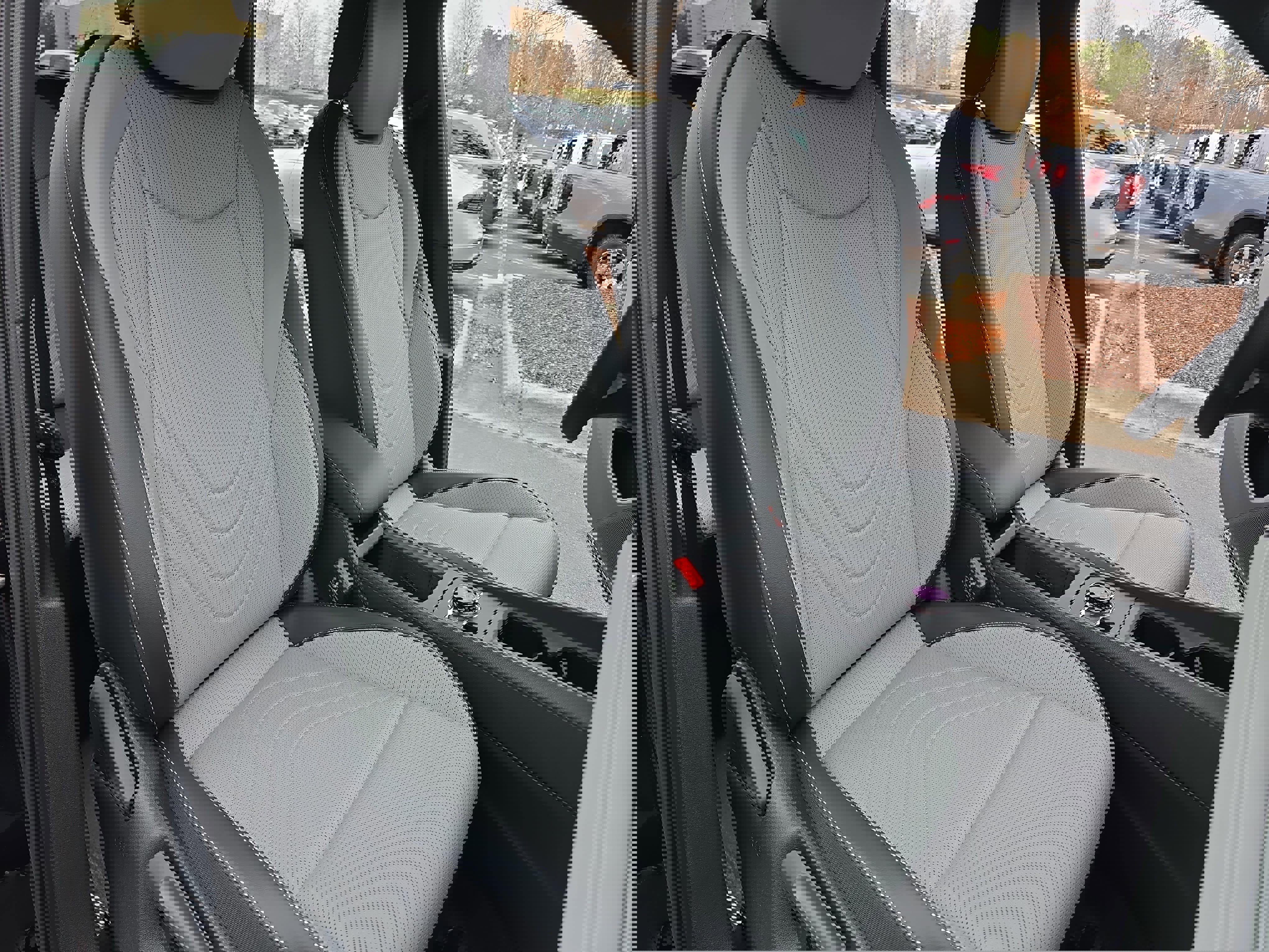 New 2026 Volkswagen Tiguan SE R-Line image 10