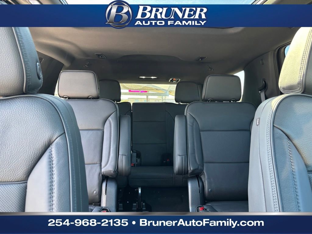 New 2026 GMC Yukon Denali w/ Sun & Power Step Package image 20