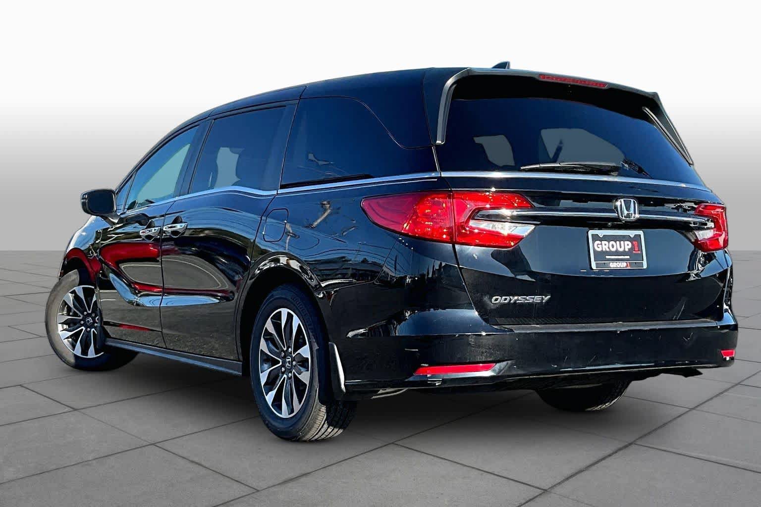 Used 2023 Honda Odyssey EX-L image 12