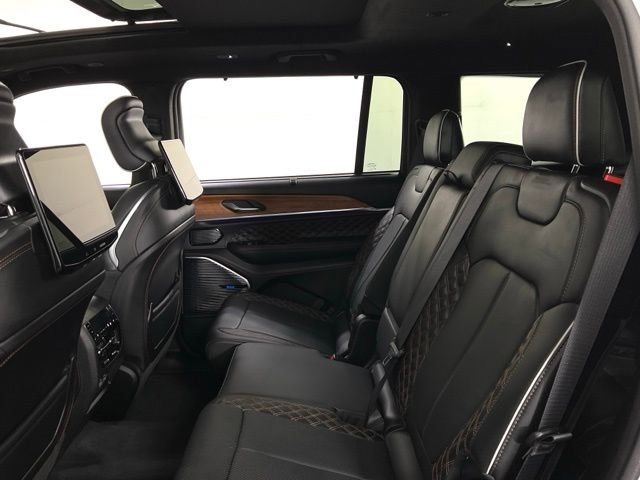 Used 2024 Jeep Grand Cherokee L Summit image 34