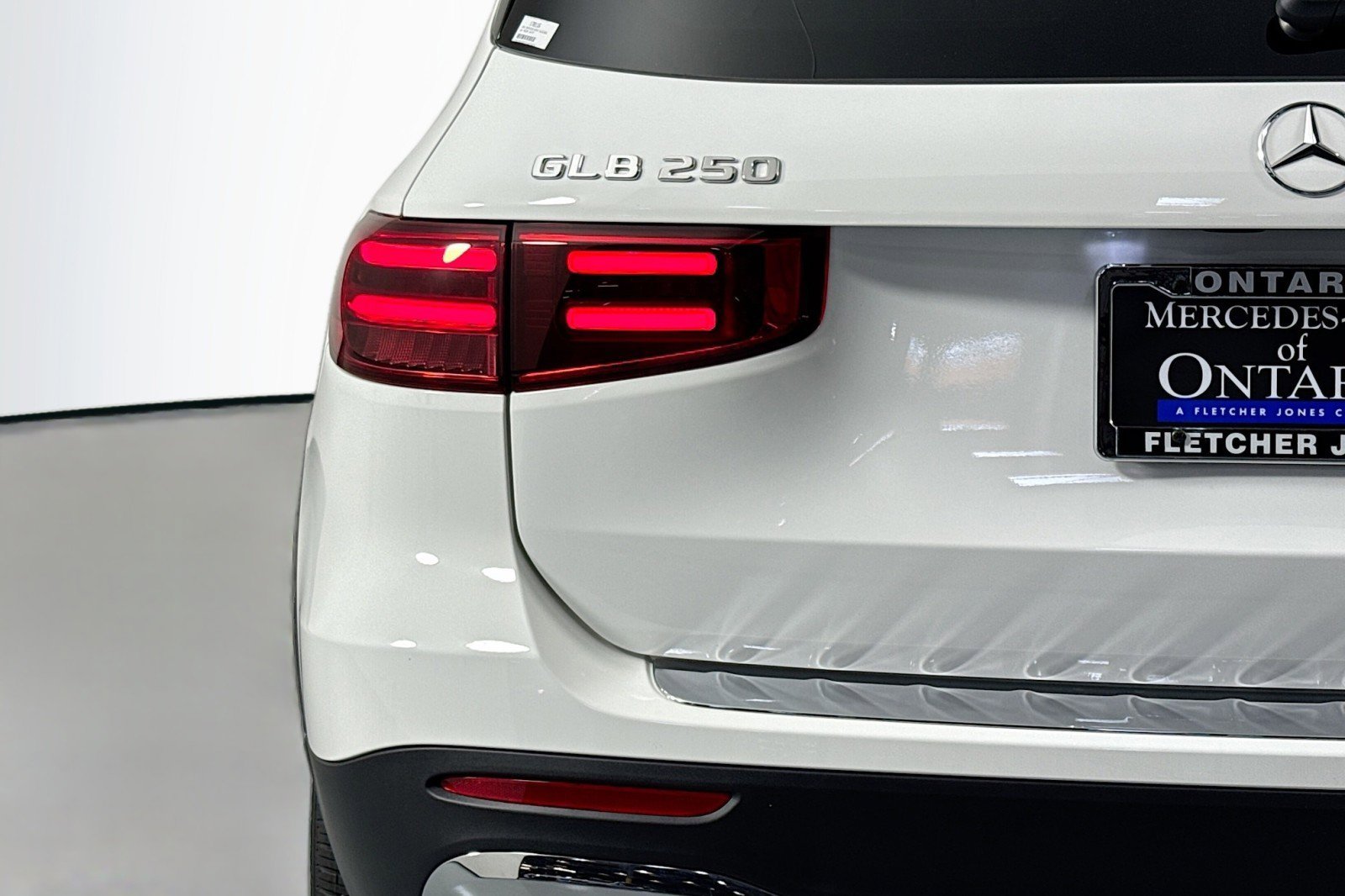 New 2026 Mercedes-Benz GLB 250 image 14