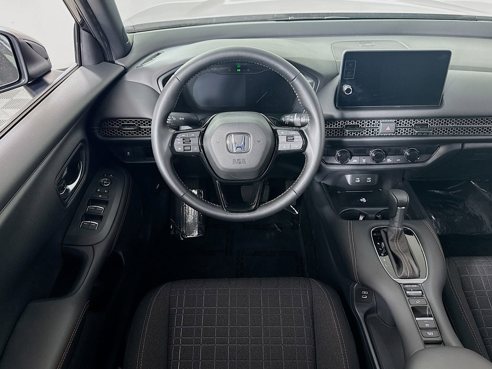 Certified 2026 Honda HR-V Sport image 18