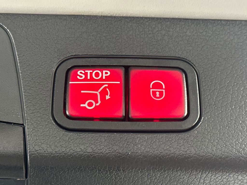 Certified 2023 Mercedes-Benz GLB 250 GLB 250 image 19