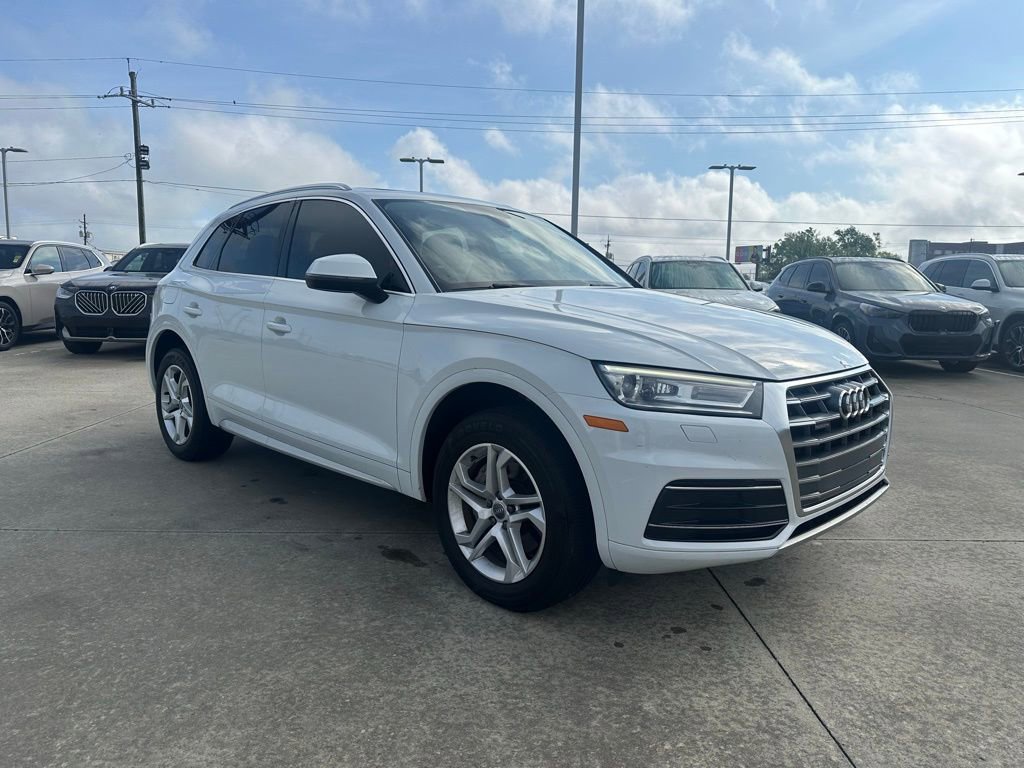 Used 2019 Audi Q5 2.0T Premium w/ Convenience Package image 3
