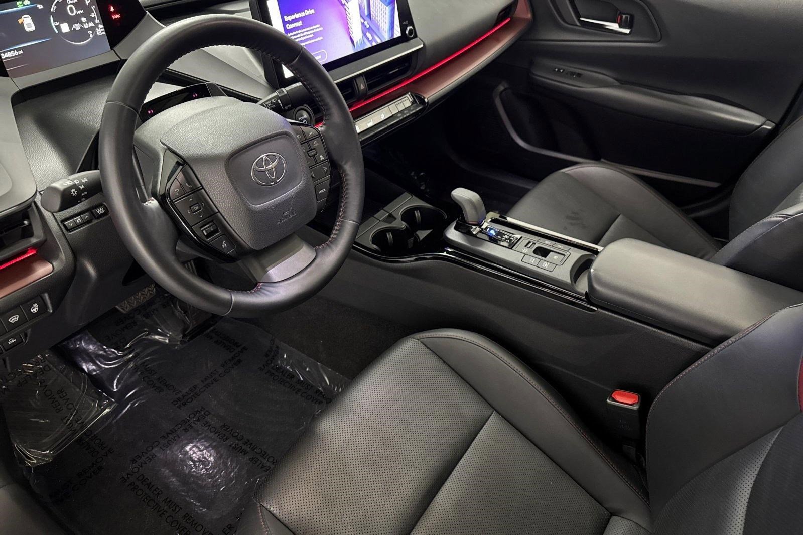 Used 2023 Toyota Prius Prime Premium image 4