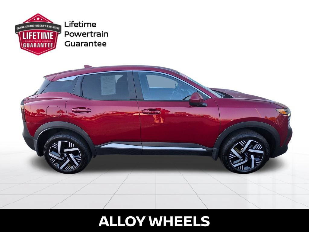 Certified 2025 Nissan Kicks SV FWD image 7