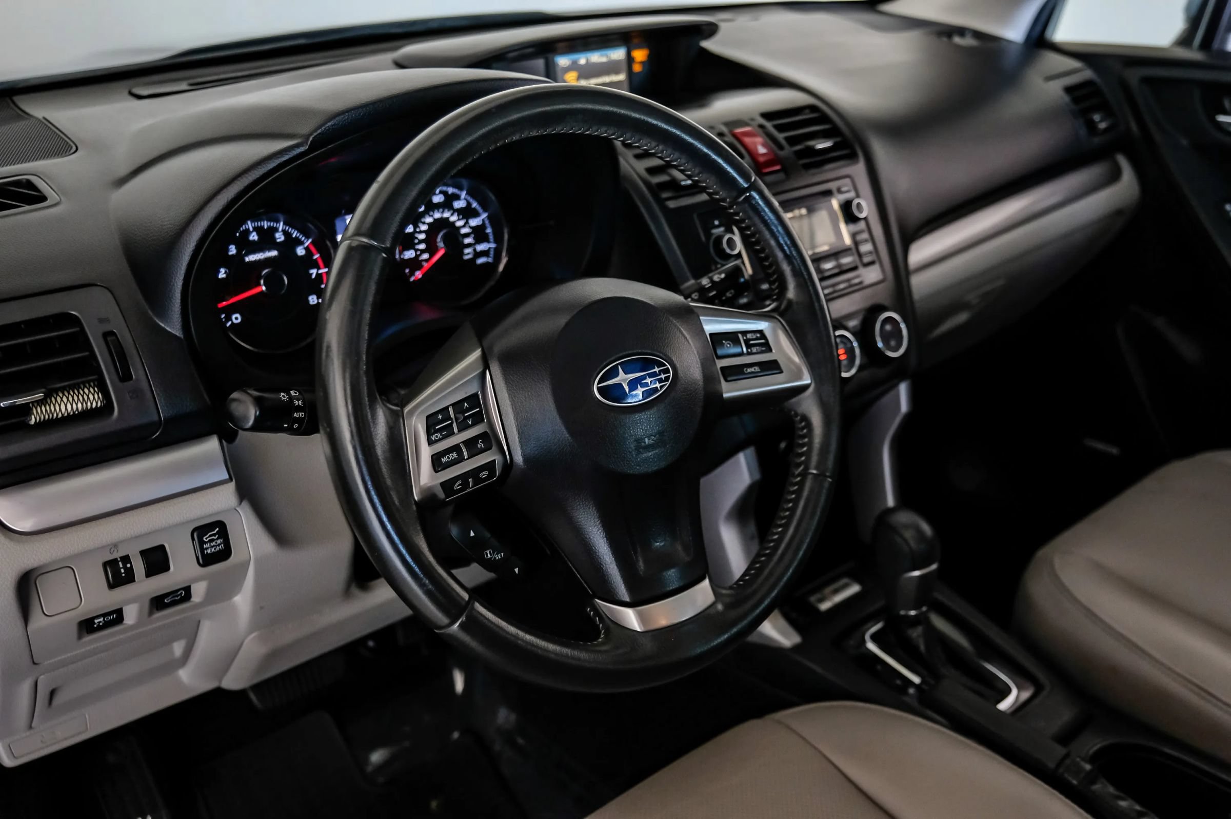Used 2015 Subaru Forester 2.5i Touring AWD/4WD image 15