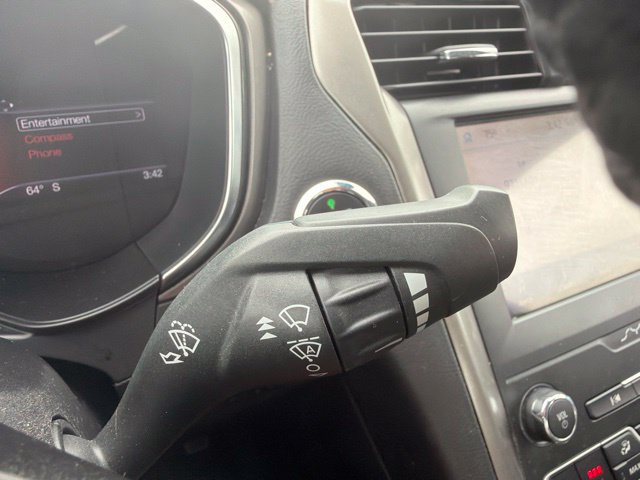 Used 2020 Ford Fusion SEL FWD image 45