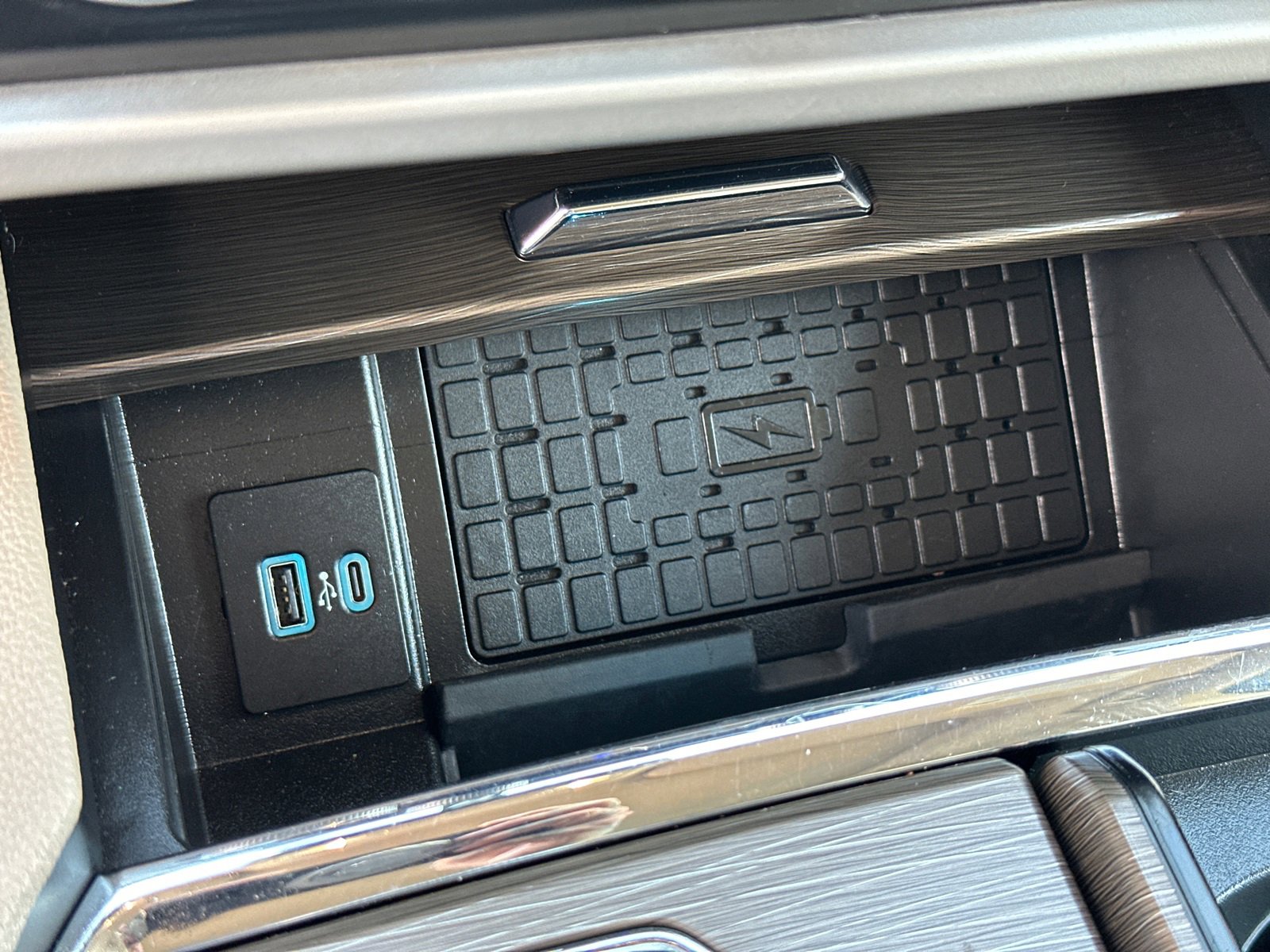 Used 2024 Ford Expedition Max Limited image 37