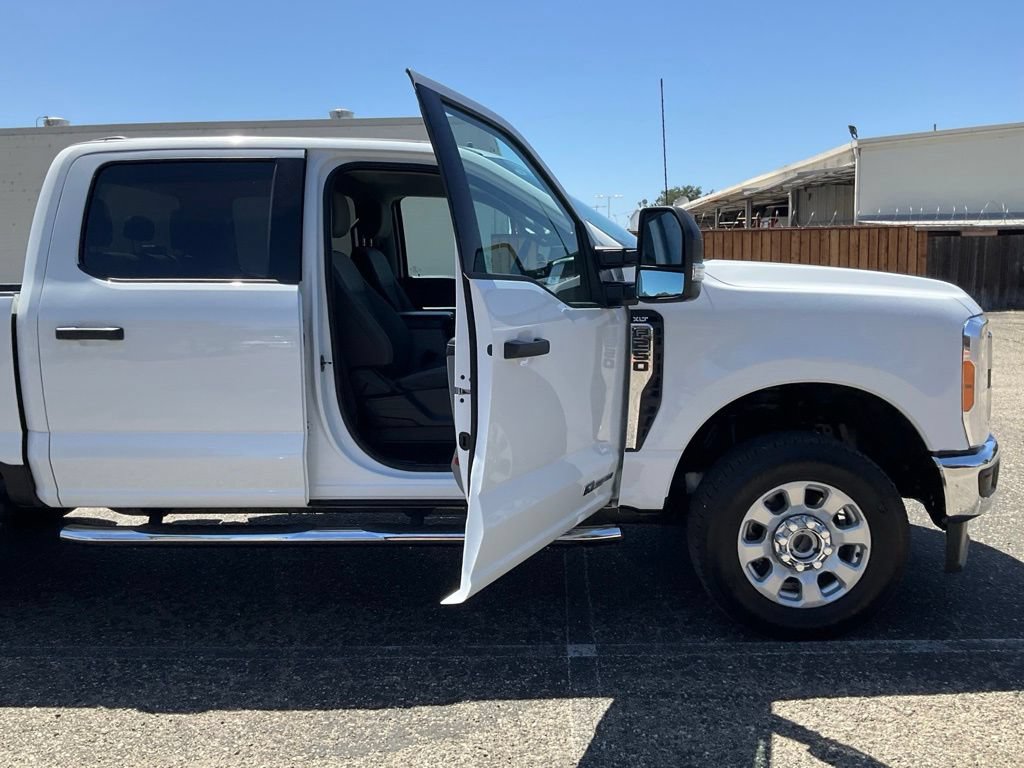 Used 2023 Ford F250 XLT AWD/4WD image 35