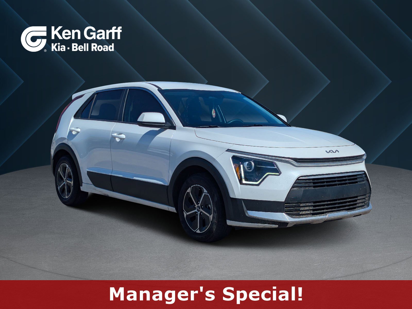 Used 2024 Kia Niro LX