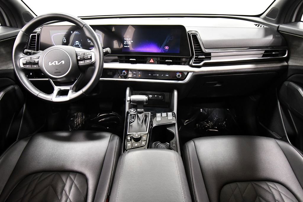 Certified 2024 Kia Sportage X-Line w/ X-Line Premium Package image 3