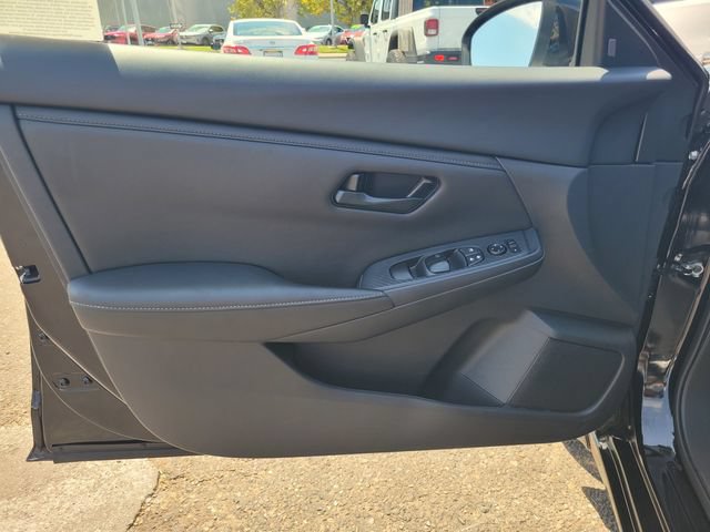 Certified 2025 Nissan Sentra S w/ Lighting Package FWD image 18
