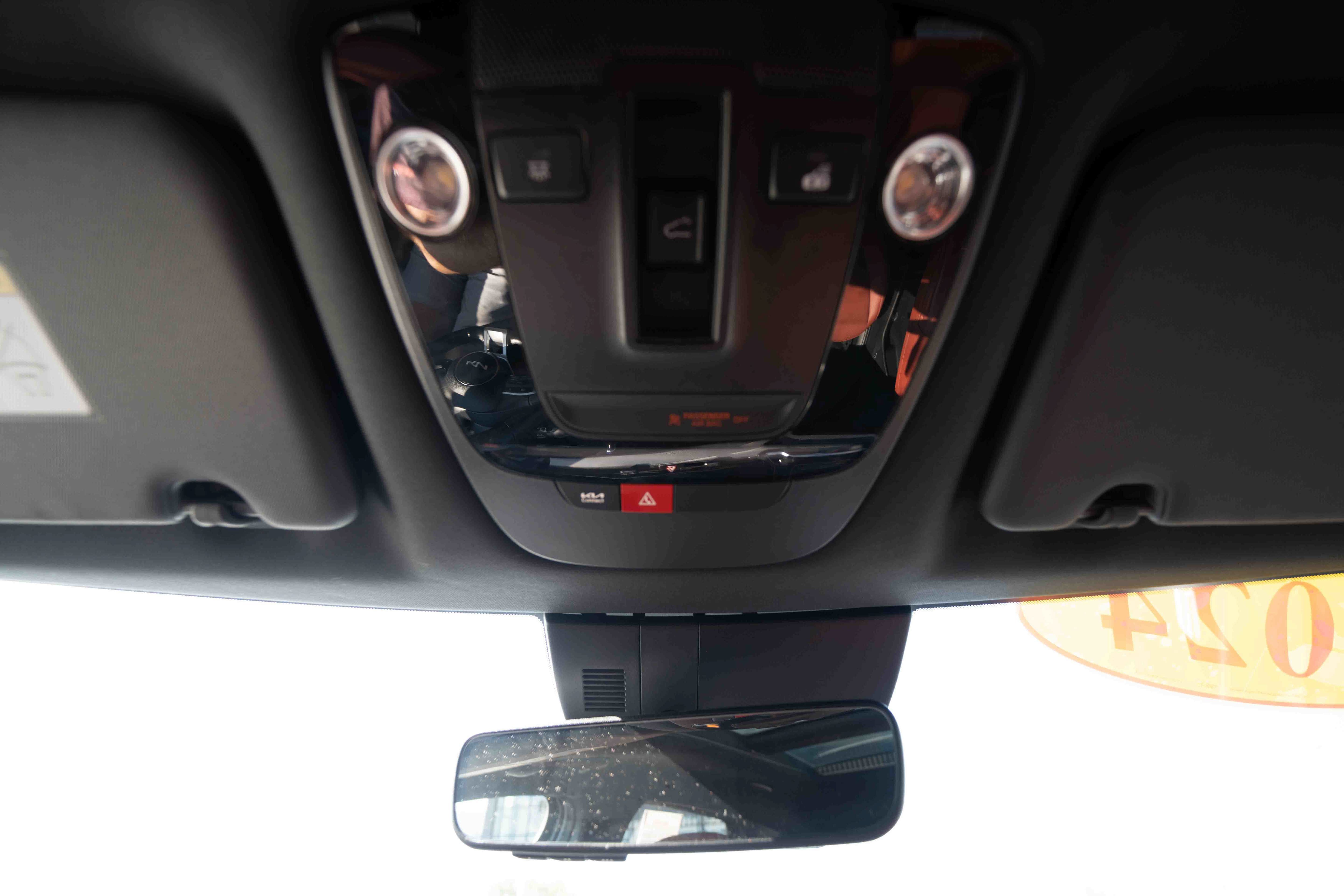 Used 2024 Kia Sportage SX AWD/4WD image 18