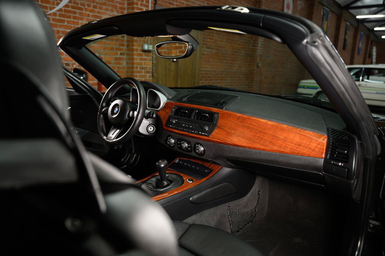 Used 2007 BMW M Roadster RWD image 34