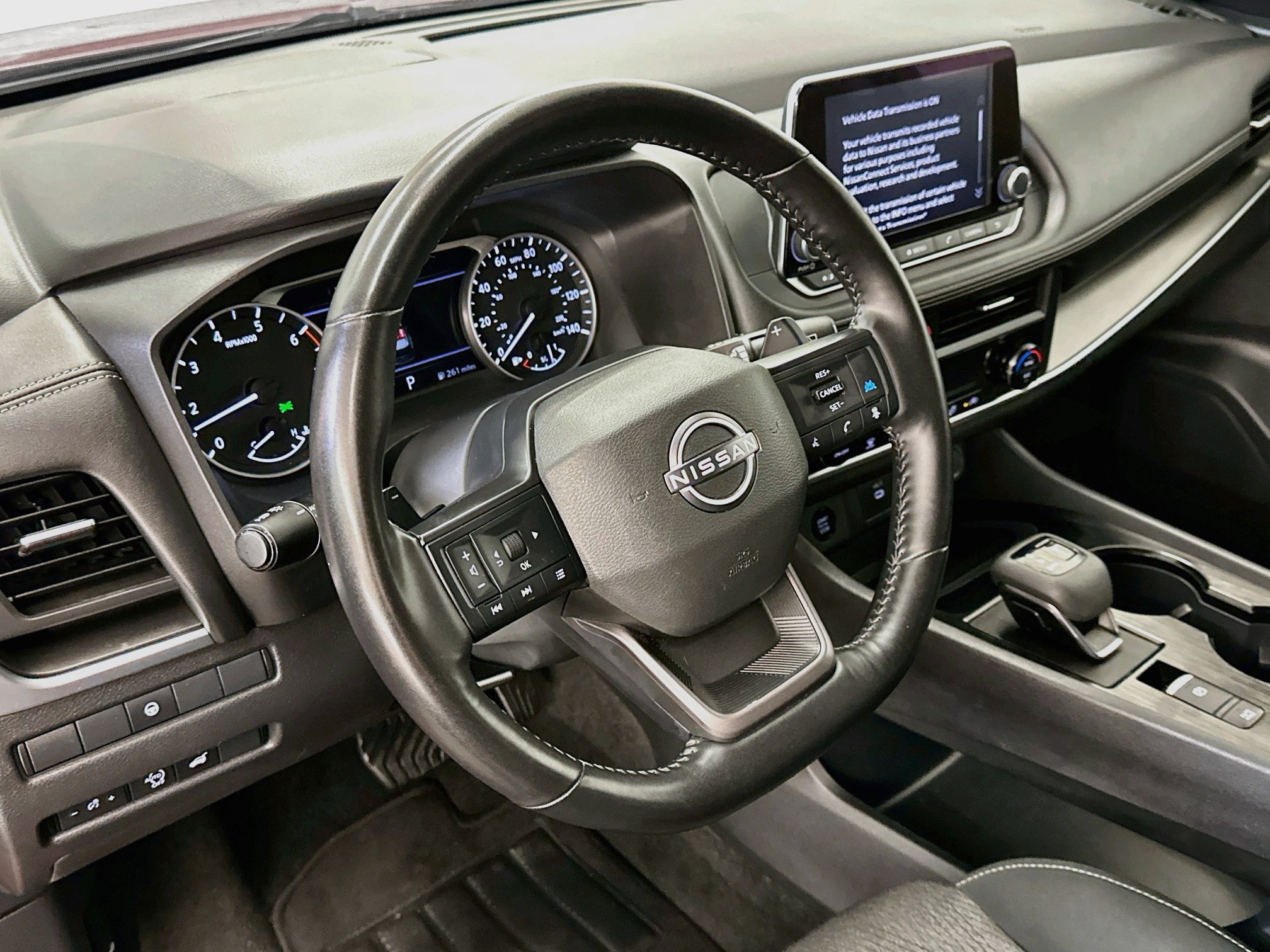 Used 2025 Nissan Rogue SV AWD/4WD image 18