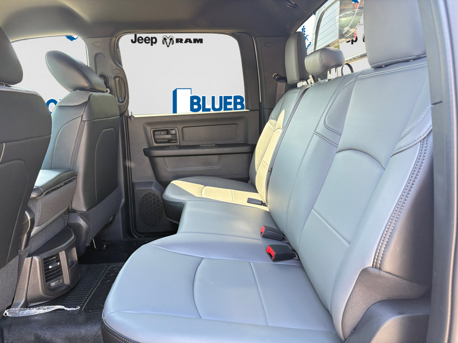 New 2026 RAM 3500 Tradesman AWD/4WD image 22
