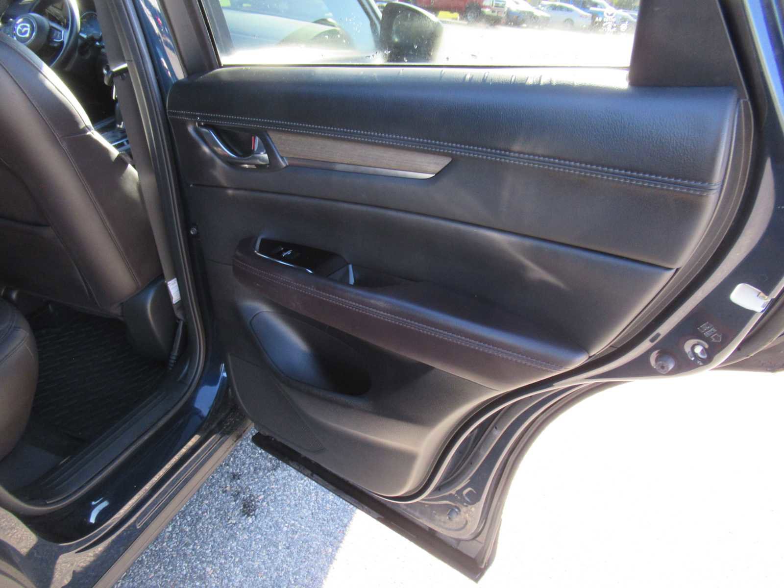 Used 2021 MAZDA CX-5 Signature image 22