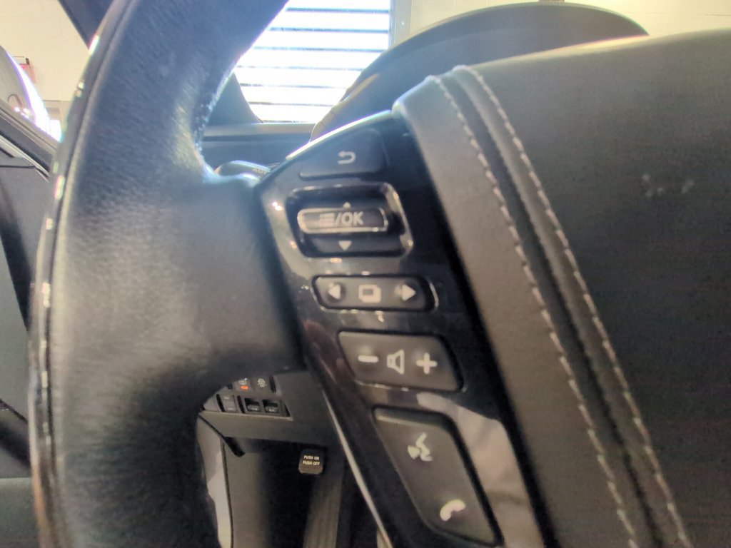 Used 2021 INFINITI QX80 Sensory w/ Cargo Package AWD/4WD image 15