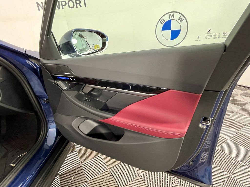 Certified 2025 BMW 530i xDrive 530i xDrive image 25