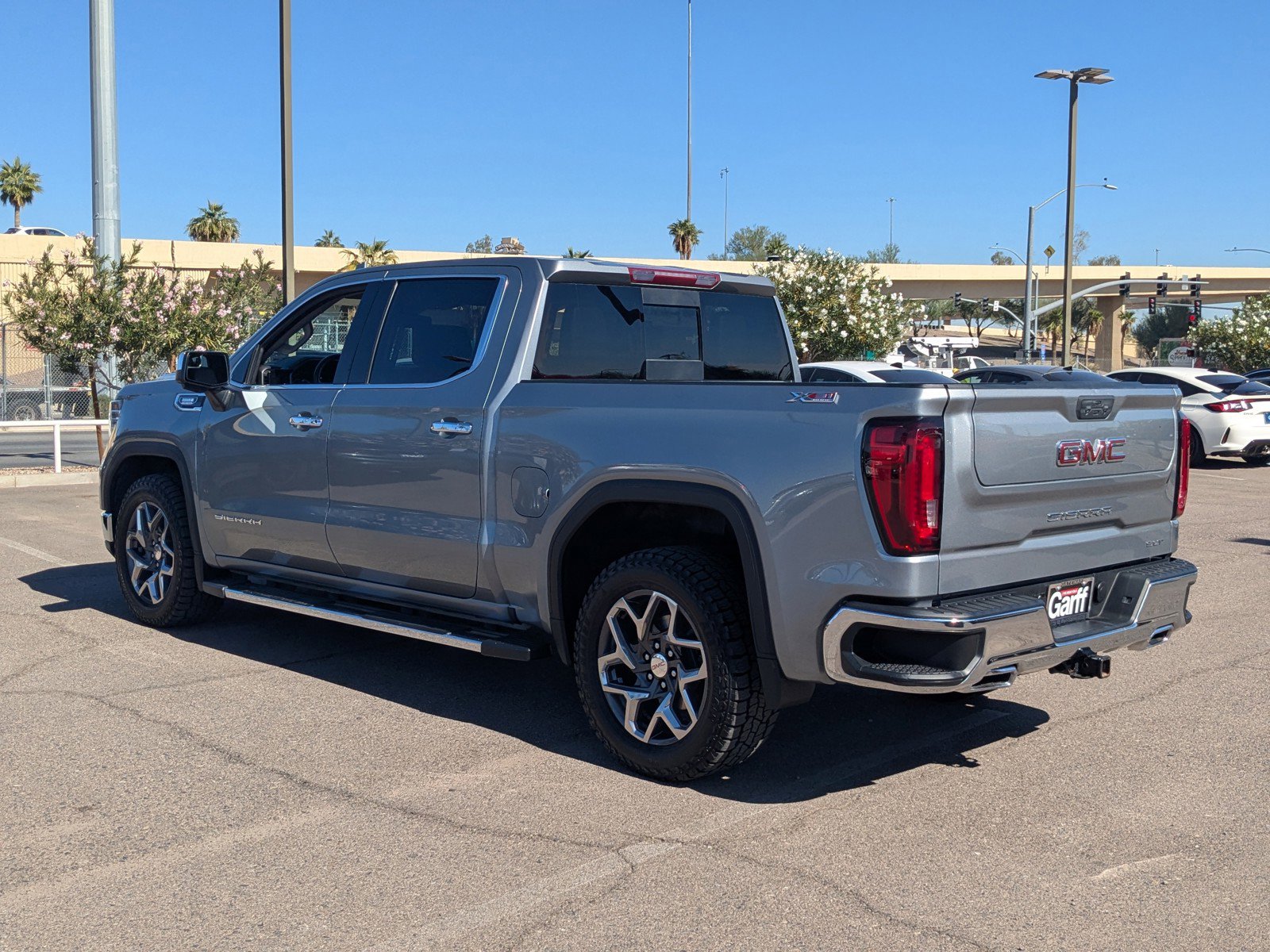 Used 2023 GMC Sierra 1500 SLT w/ SLT Premium Package image 4