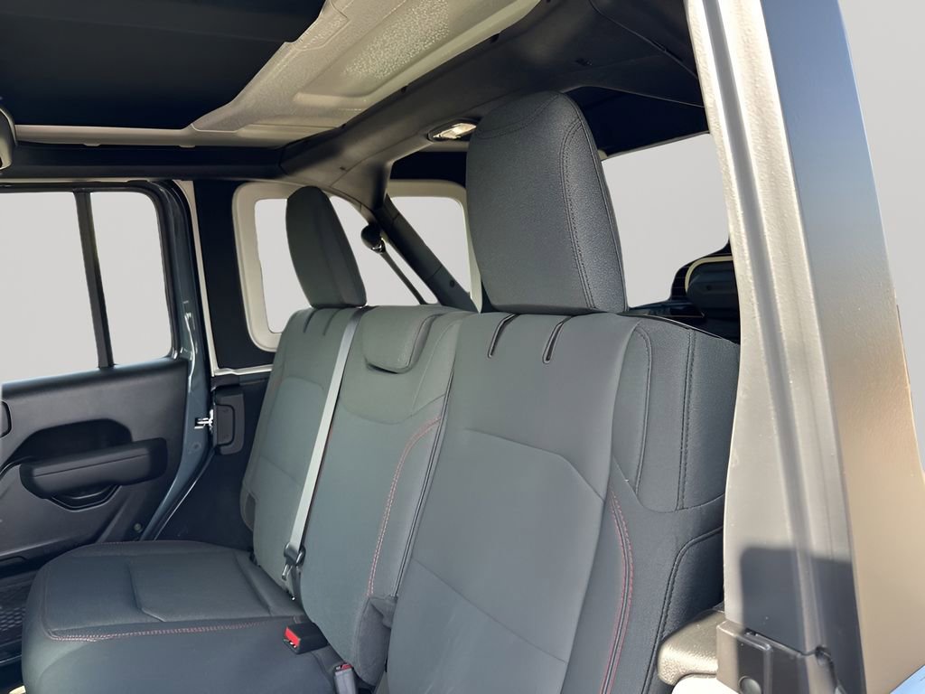 New 2026 Jeep Wrangler Unlimited Rubicon AWD/4WD image 19