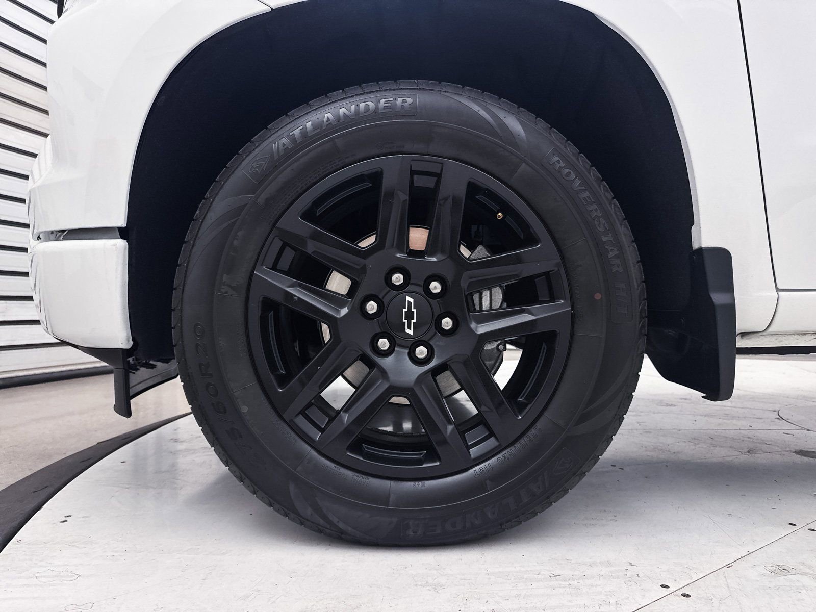 Used 2022 Chevrolet Silverado 1500 Custom image 12