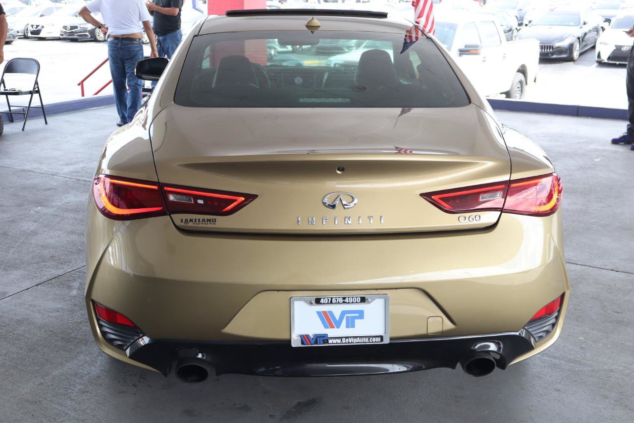 Used 2018 INFINITI Q60 3.0t Luxe RWD image 5