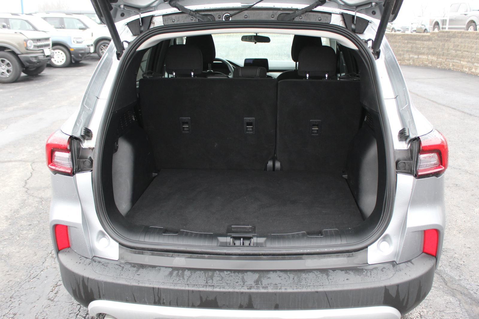 Used 2024 Ford Escape Active w/ Cold Weather Package image 16