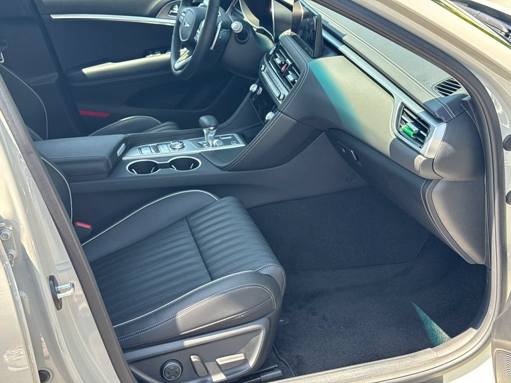 Used 2026 Genesis G70 2.5T Prestige RWD image 16