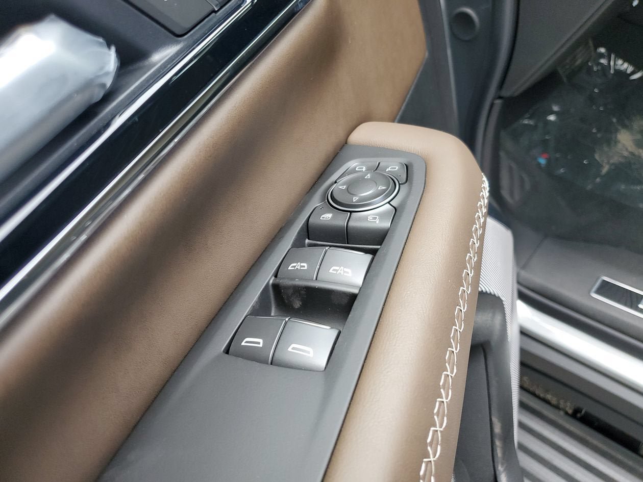 New 2026 GMC Yukon XL Denali Ultimate AWD/4WD image 18