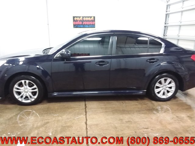 Used 2010 Subaru Legacy 2.5i Premium image 5