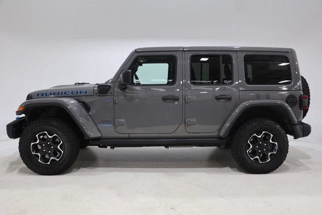 Used 2022 Jeep Wrangler Unlimited Rubicon 4xe w/ Dual Top Group AWD/4WD image 4