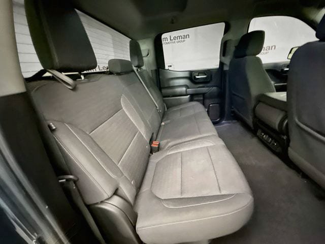 Used 2022 Chevrolet Silverado 1500 LT AWD/4WD image 27