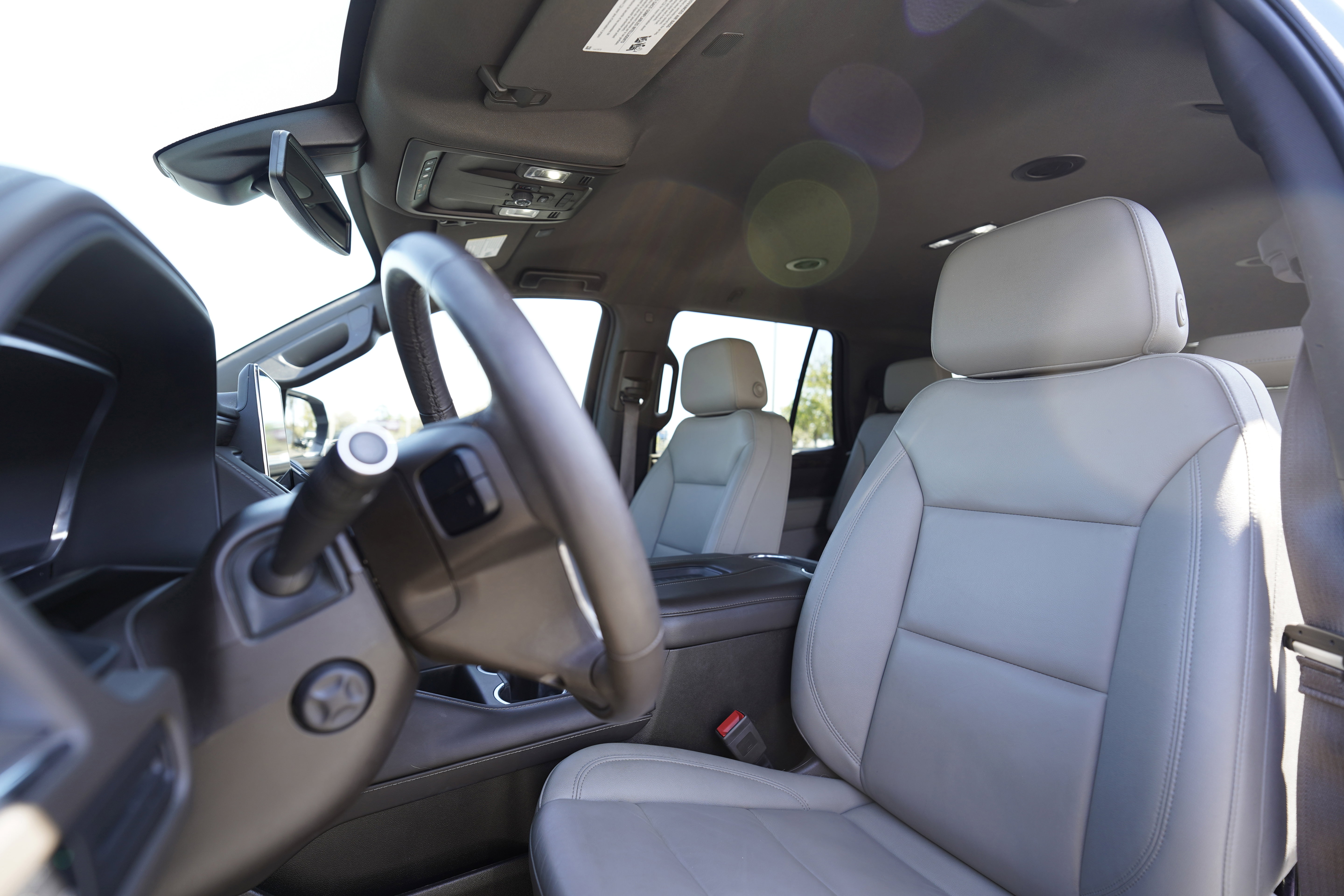 Used 2022 Chevrolet Tahoe LT w/ Luxury Package image 8