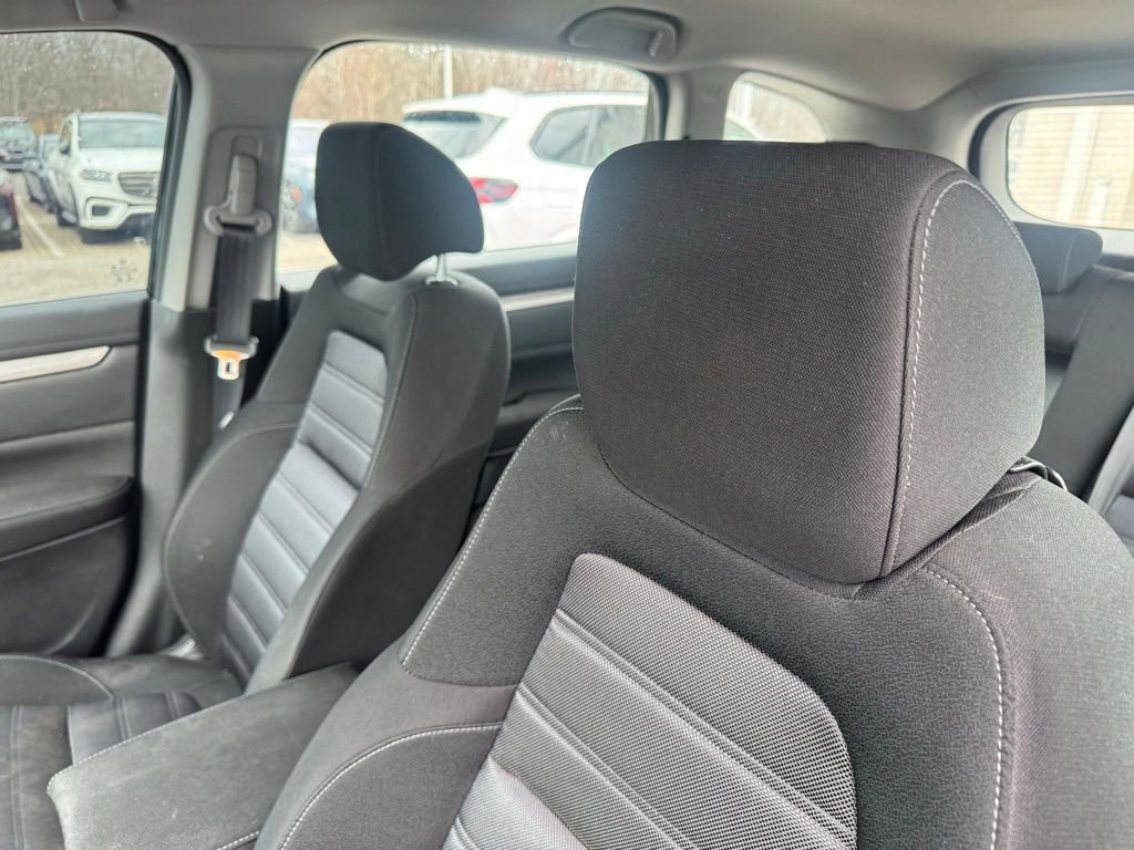 Used 2021 Honda CR-V LX image 9