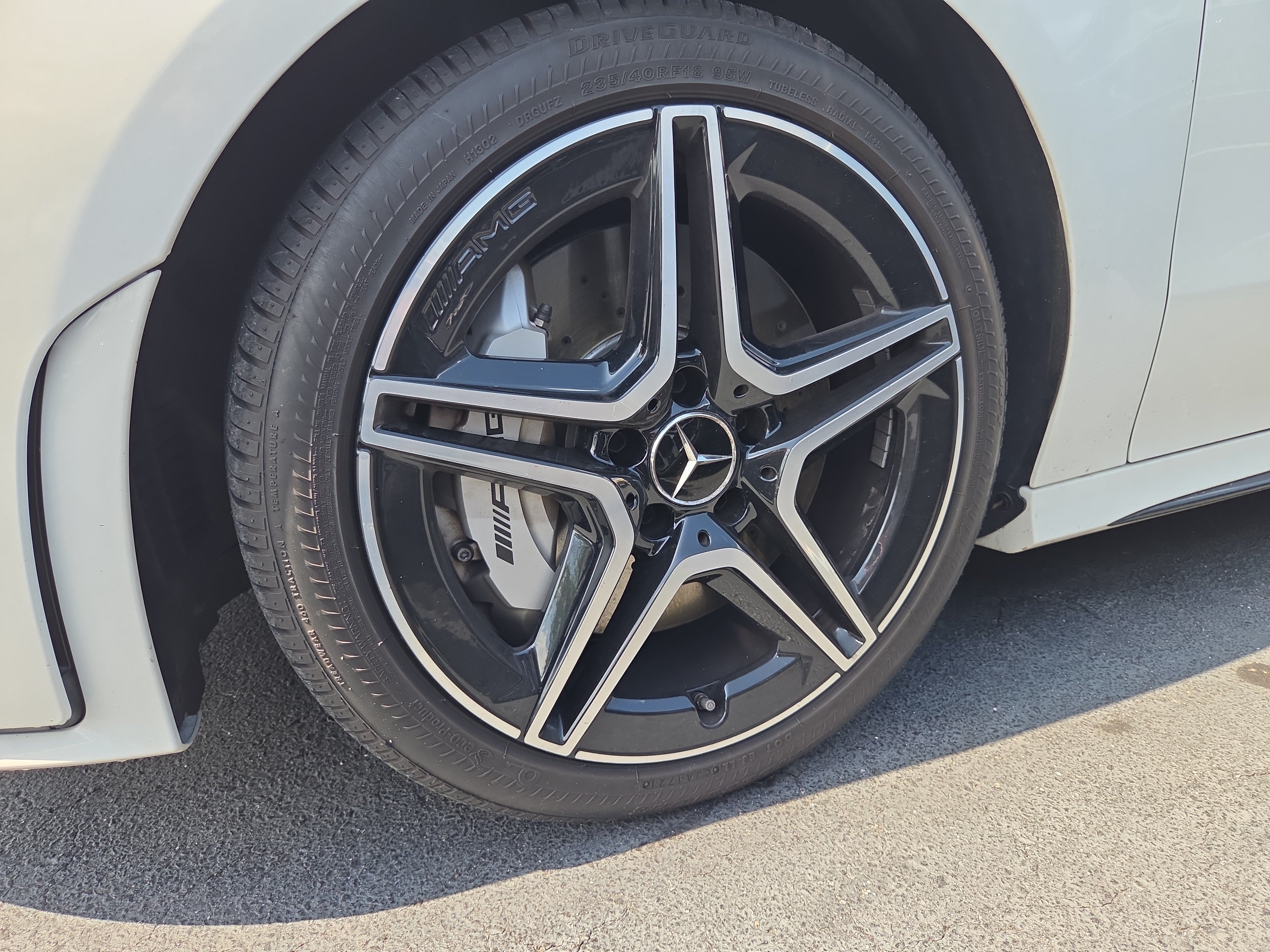 Used 2021 Mercedes-Benz CLA 35 AMG 4MATIC image 4