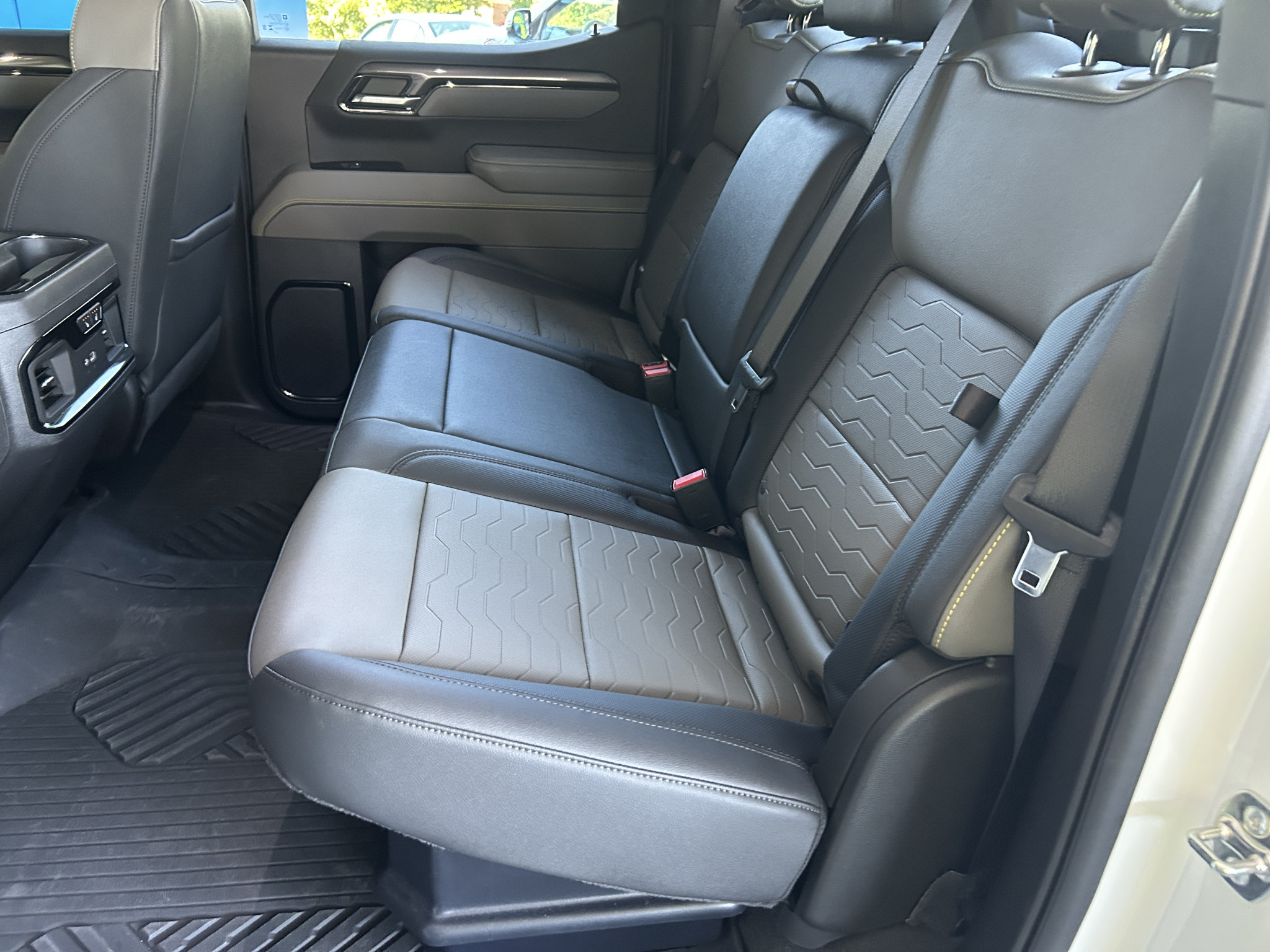 Used 2026 Chevrolet Silverado 1500 ZR2 w/ ZR2 Bison Edition AWD/4WD image 19