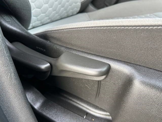 Used 2021 Chevrolet Equinox LS w/ LS Convenience Package AWD/4WD image 42