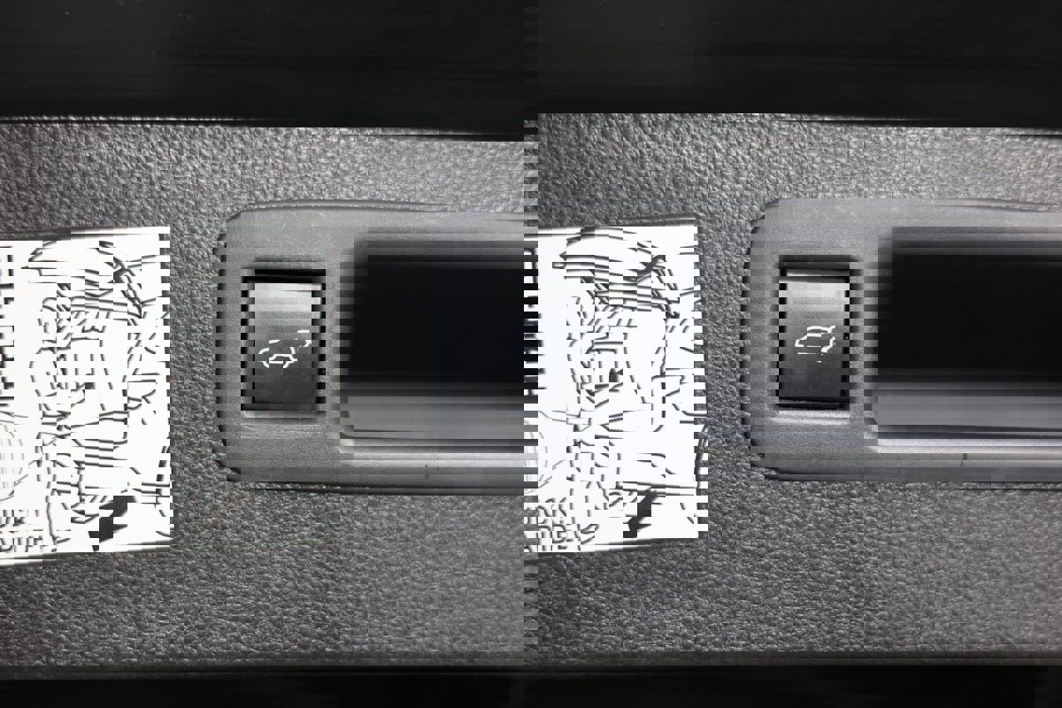 Used 2021 Toyota Highlander Platinum image 49