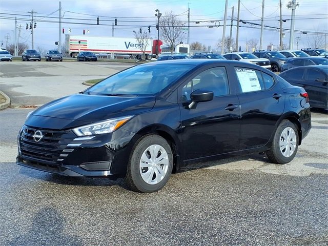 New 2025 Nissan Versa S w/ Trunk Package image 2