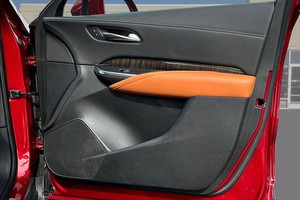 Used 2019 Cadillac XT4 Premium Luxury image 30