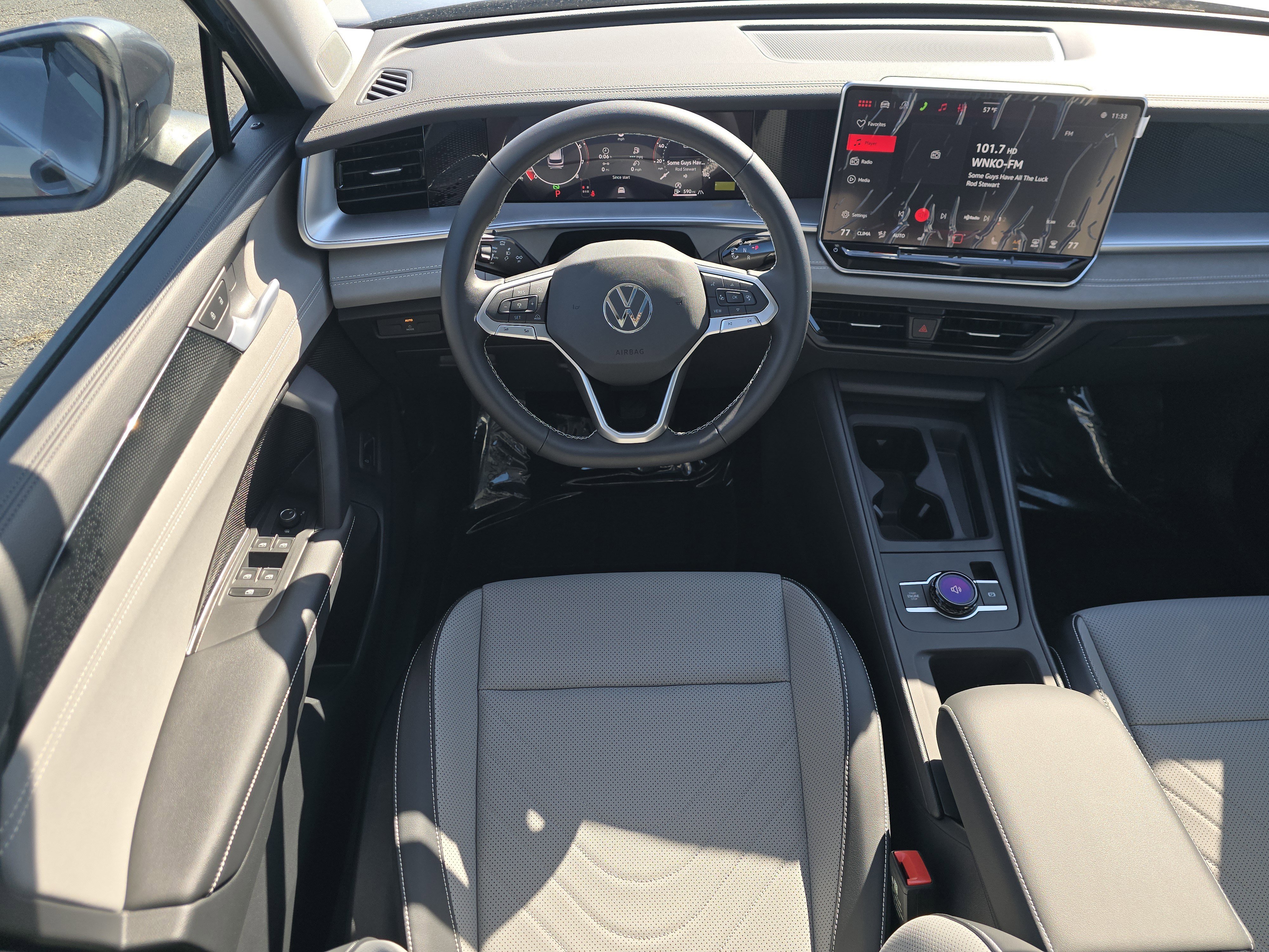 New 2026 Volkswagen Tiguan SE image 20