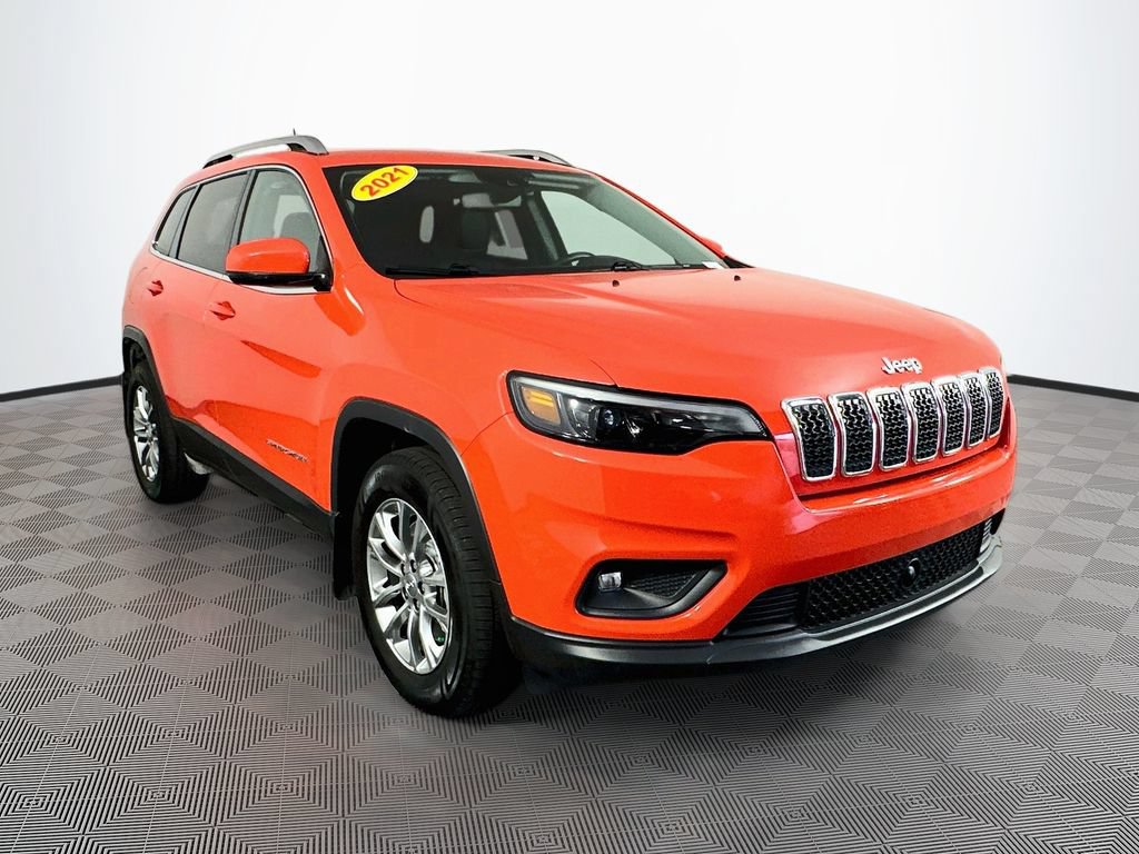 Used 2021 Jeep Cherokee Latitude Lux AWD/4WD image 3