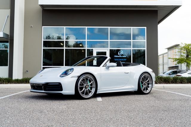 Used 2024 Porsche 911 Carrera RWD image 8